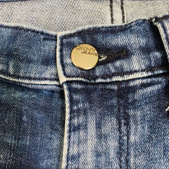 DKNY Jeans Distressed Skinny Jeans Size 6P - Picture 6 of 8